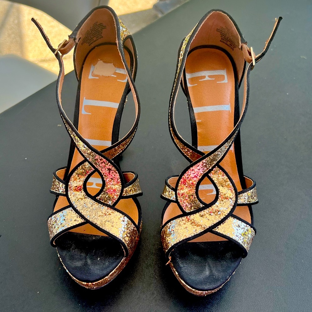 Gold glitter heels size8